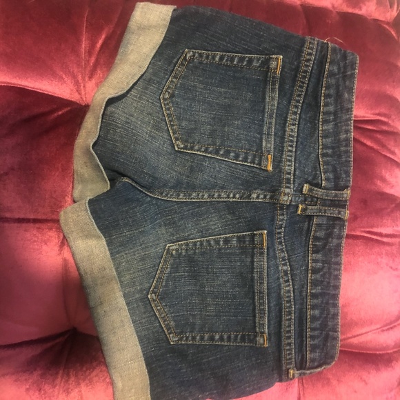 Dark Wash Denim Shorts Rolled Bottom No distress - Picture 2 of 3